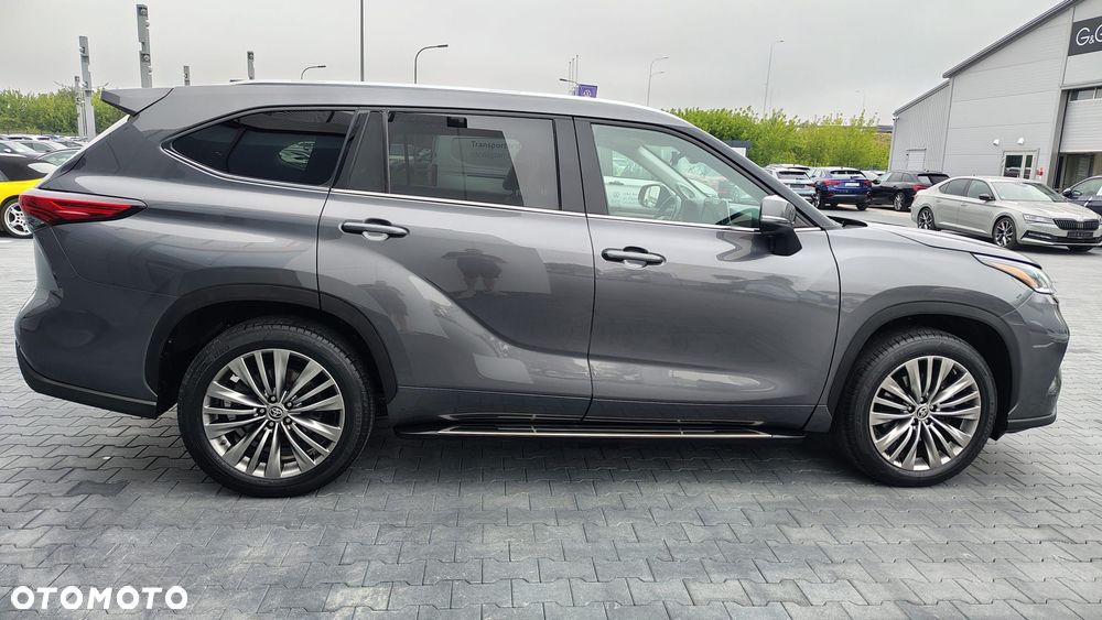 Toyota Highlander - 13