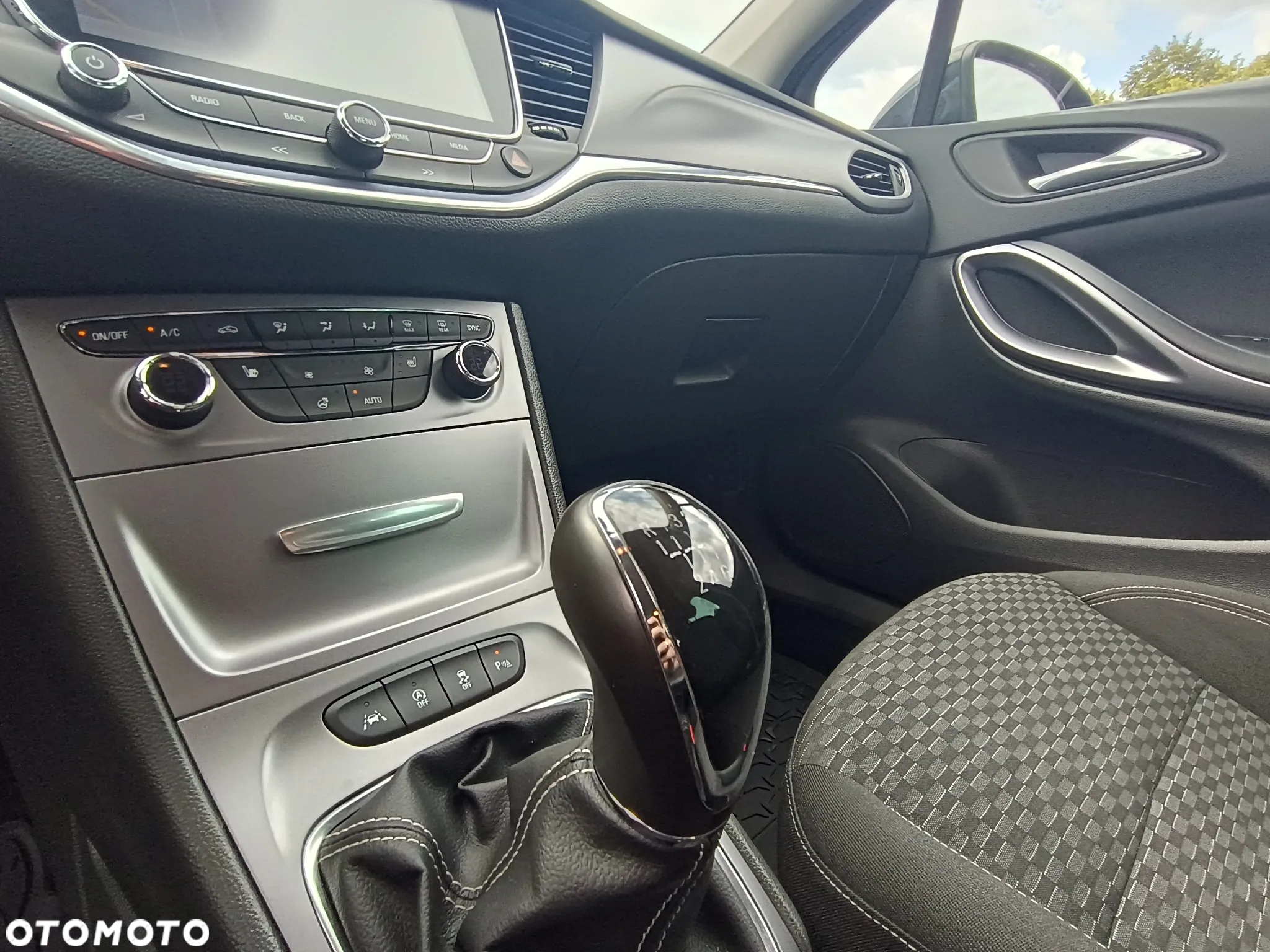 Opel Astra 1.6 BiTurbo D (CDTI) Start/Stop Business - 27