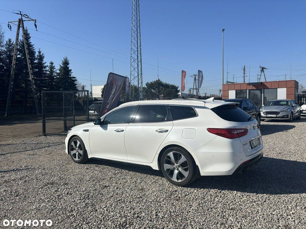 Kia Optima - 8