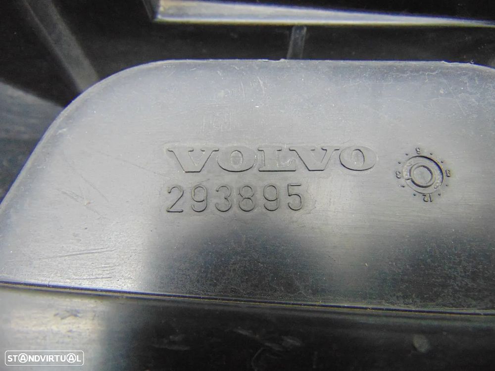 Volvo 340 grelha capot - 8