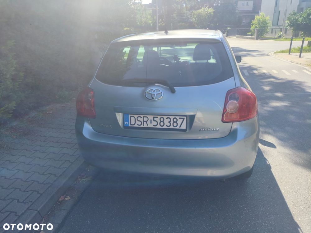 Toyota Auris 1.33 VVT-i Terra - 8