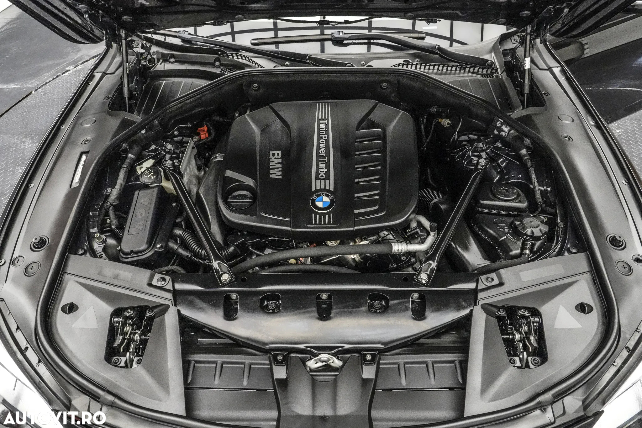 BMW Seria 7 730d xDrive - 37