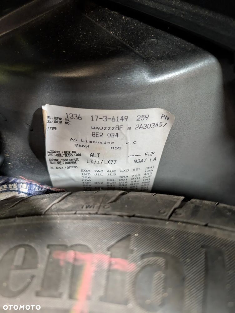 Audi A4 Limousine - 20