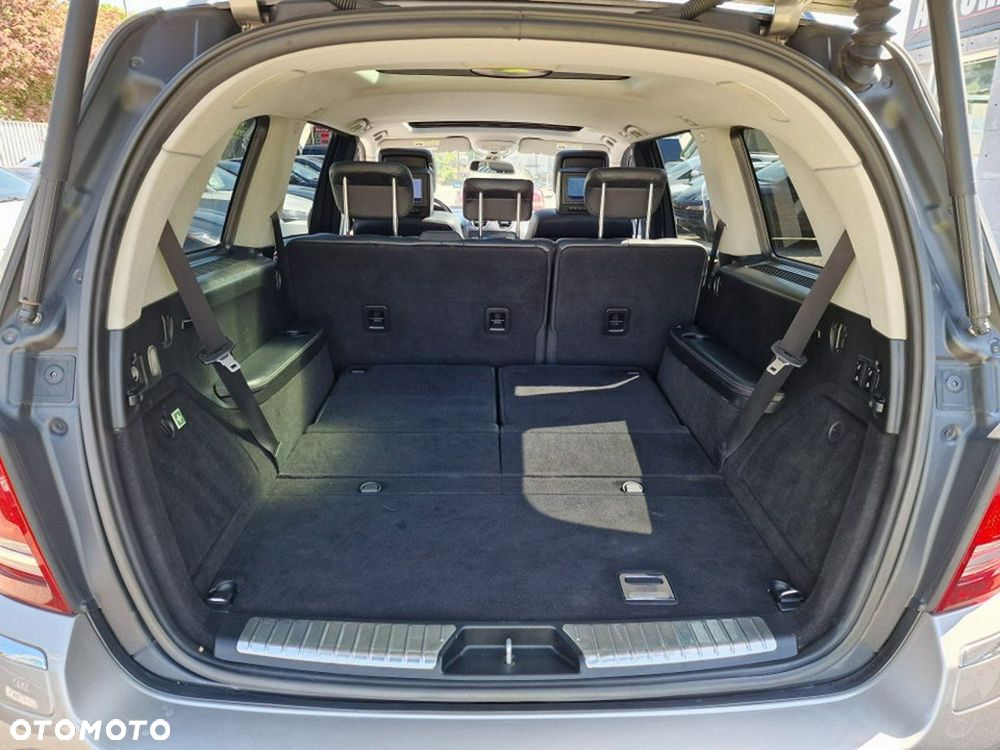 Mercedes-Benz GL - 32