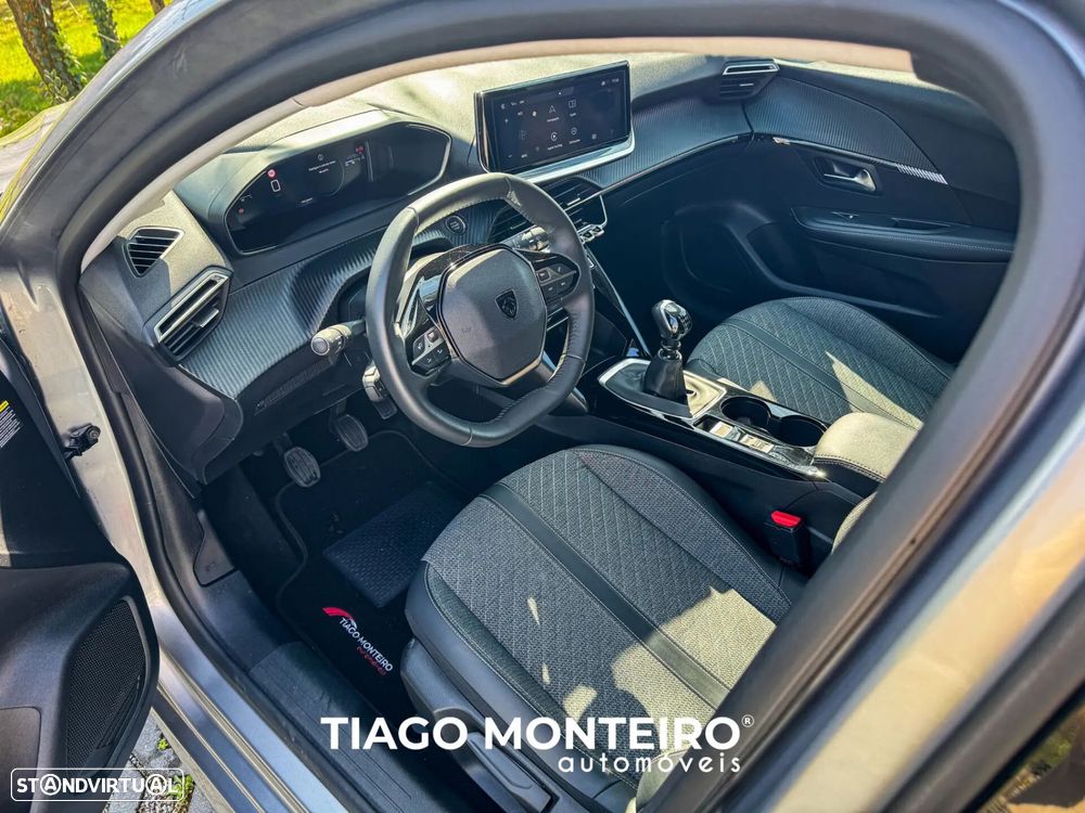 Peugeot 208 1.2 PureTech Allure - 41