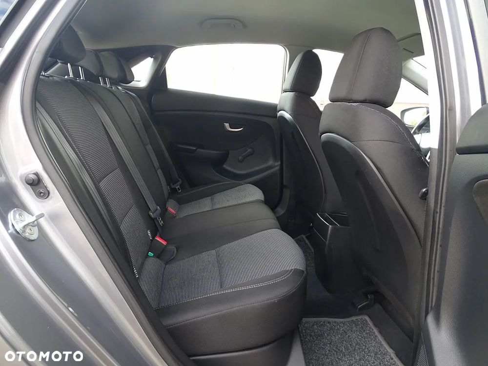 Hyundai i30 1.4 Style - 8