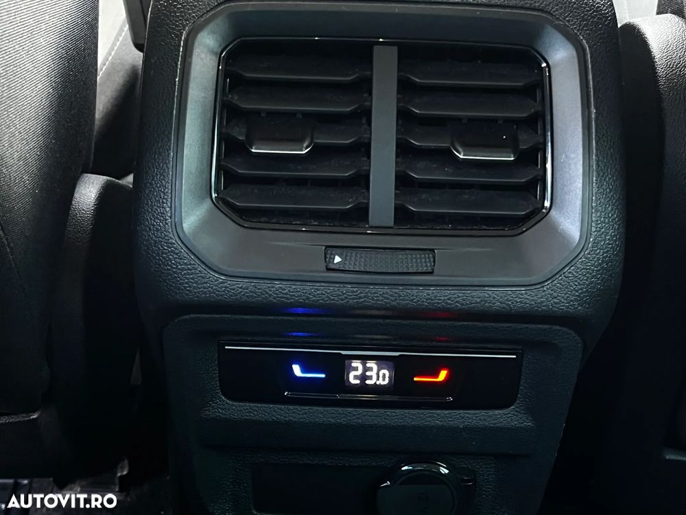 Volkswagen Tiguan - 12