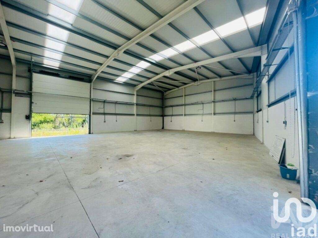 Loja / Estabelecimento Comercial em Mujães de 361,00 m2 - Grande imagem: 3/4