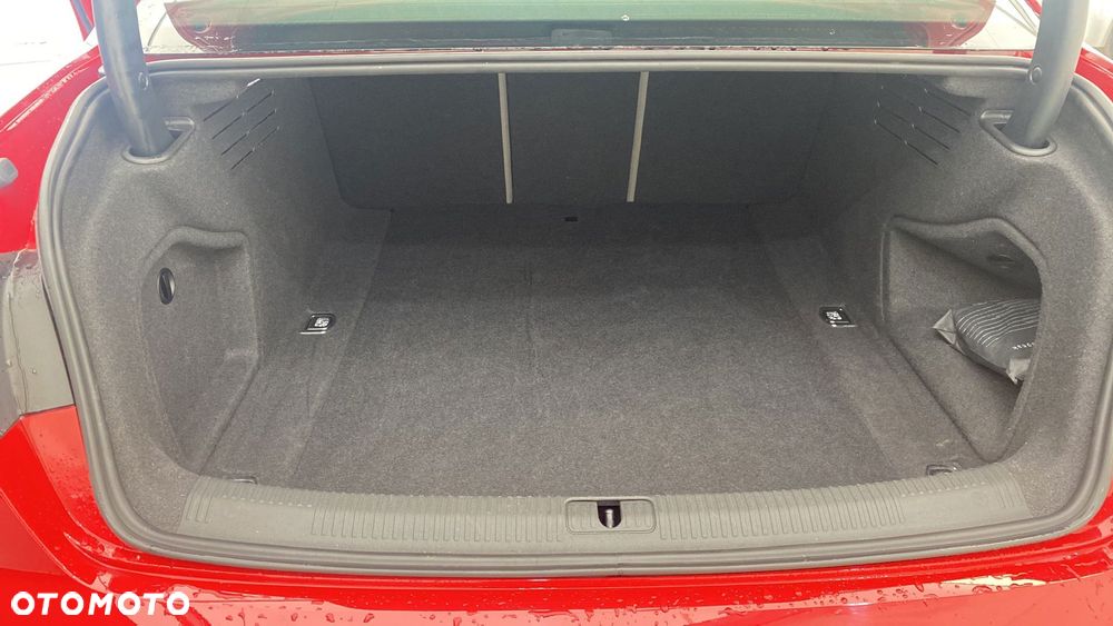 Audi A4 Limousine 30 TDI mHEV S tronic - 13