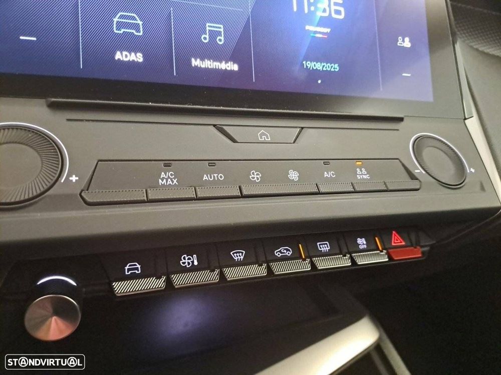 Peugeot 308 1.2 Hybrid Style e-DCS6 - 22