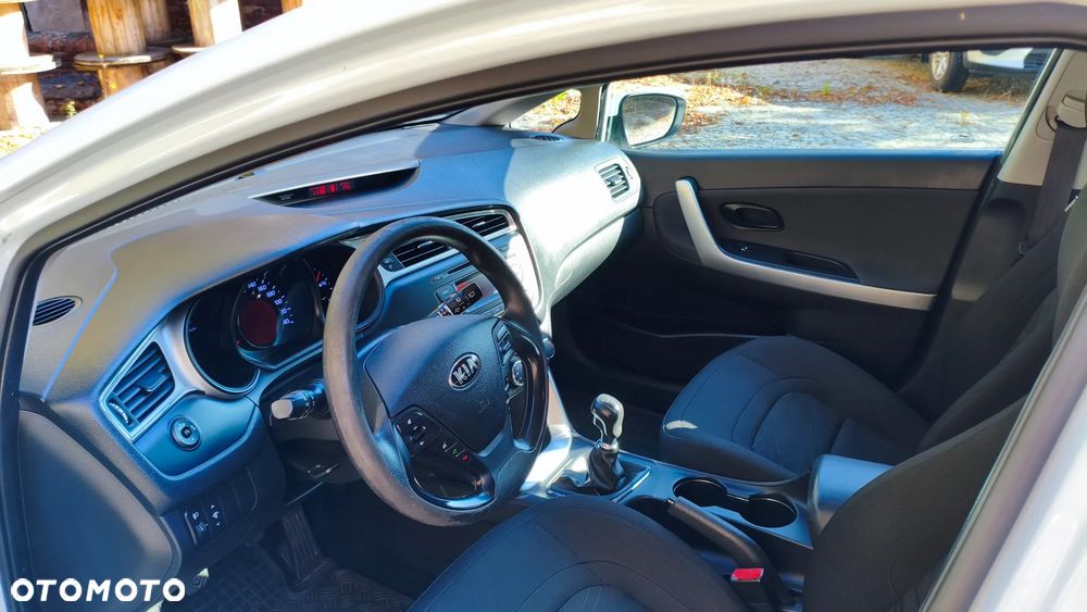 Kia Ceed 1.4 M - 10