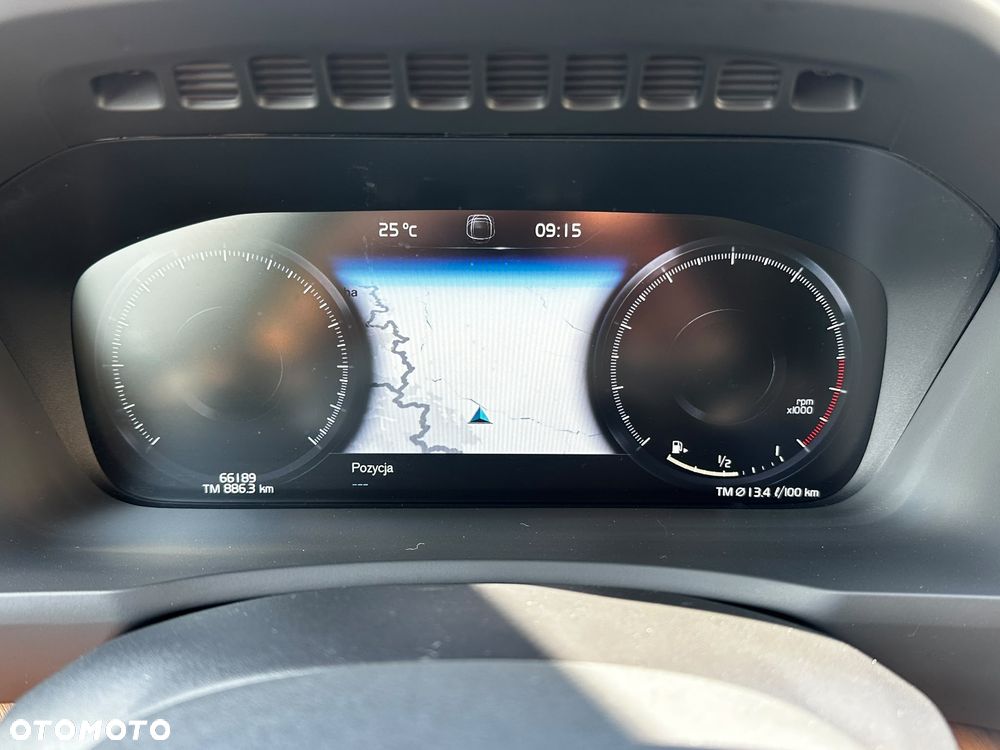Volvo XC 90 - 13