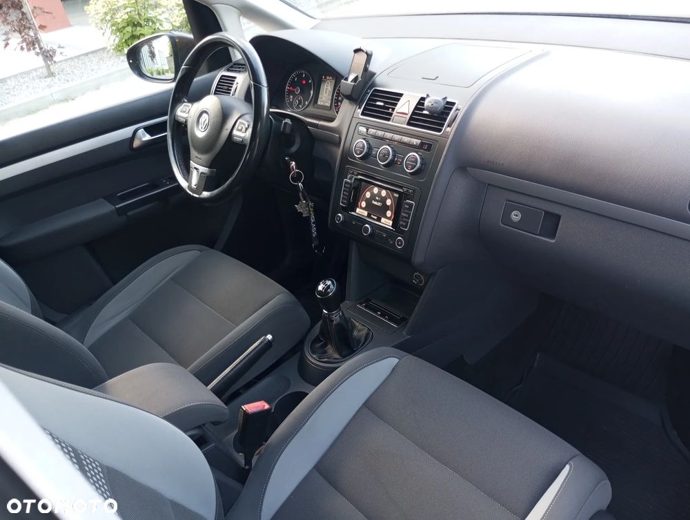 Volkswagen Touran 2.0 TDI DPF Life - 7