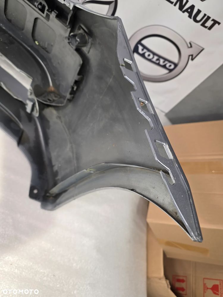 BMW E60 / E61 03-06 ZDERZAK PRZEDNI PRZÓD NA SPRYSKI + 4xPDC , NR 5111703369 / 703369 , NR AUKCJI NZ1705 - 33