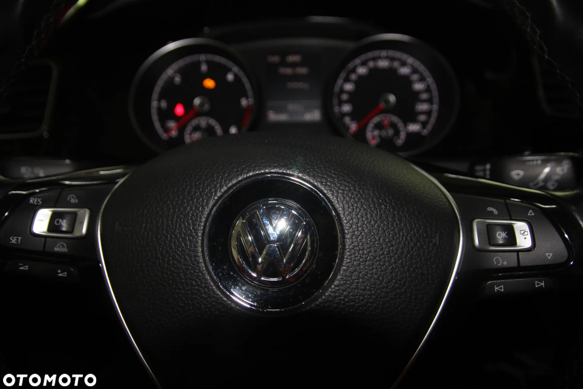 Volkswagen Golf VII 2.0 TDI BMT Highline - 22