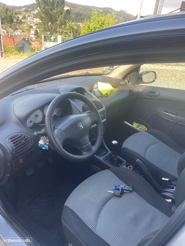 Peugeot 206 1.1 Color Line - 22