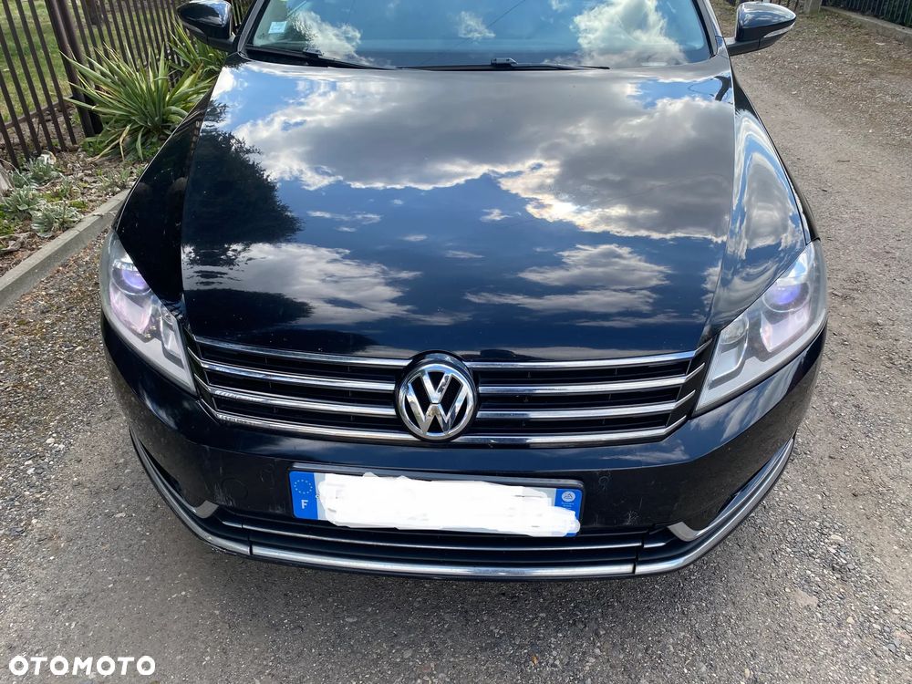Volkswagen Passat 2.0 TDI DSG Highline - 11