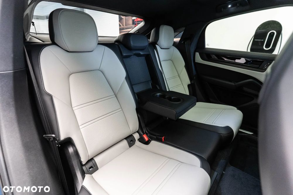 Porsche Cayenne S E-Hybrid PHEV - 14