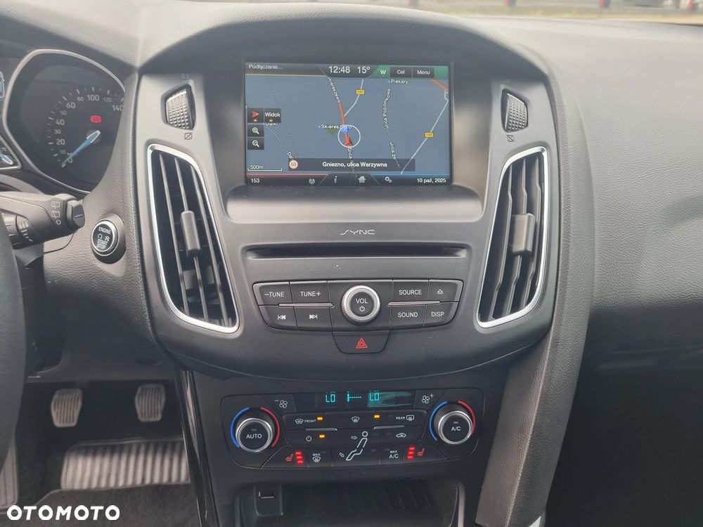 Ford Focus 1.0 EcoBoost 99g Titanium - 23