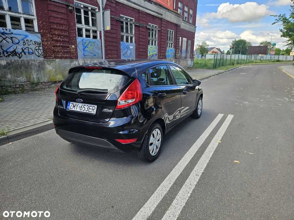 Ford Fiesta - 4