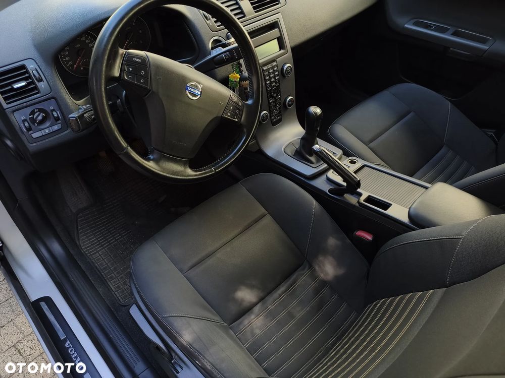 Volvo V50 - 6