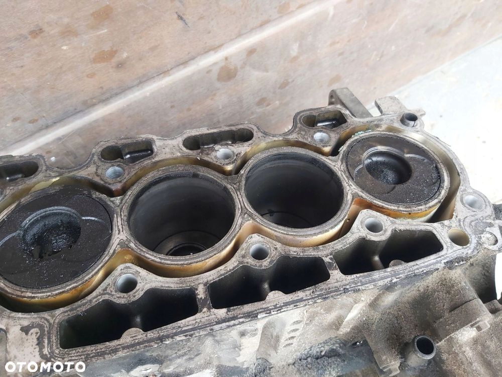 MAZDA 2 II DE Ford Fiesta mk6 1,4 TDCi Blok silnika wał Peugeot - 5