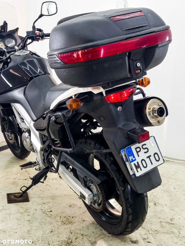 Suzuki DL - 15