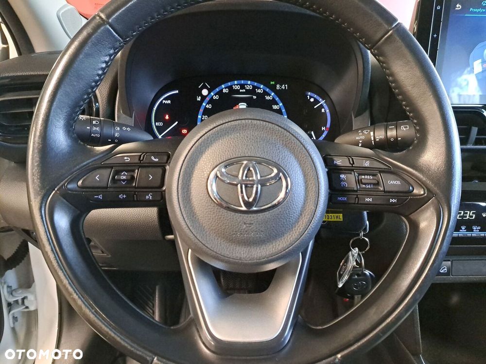 Toyota Yaris Cross Hybrid 1.5 Comfort 4x4 - 31