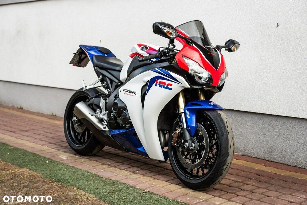 Honda CBR - 1