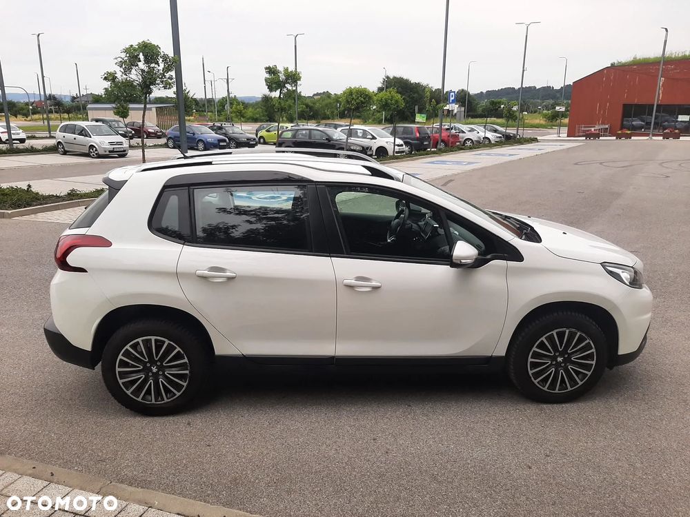 Peugeot 2008 1.5 BlueHDi Active S&S - 6