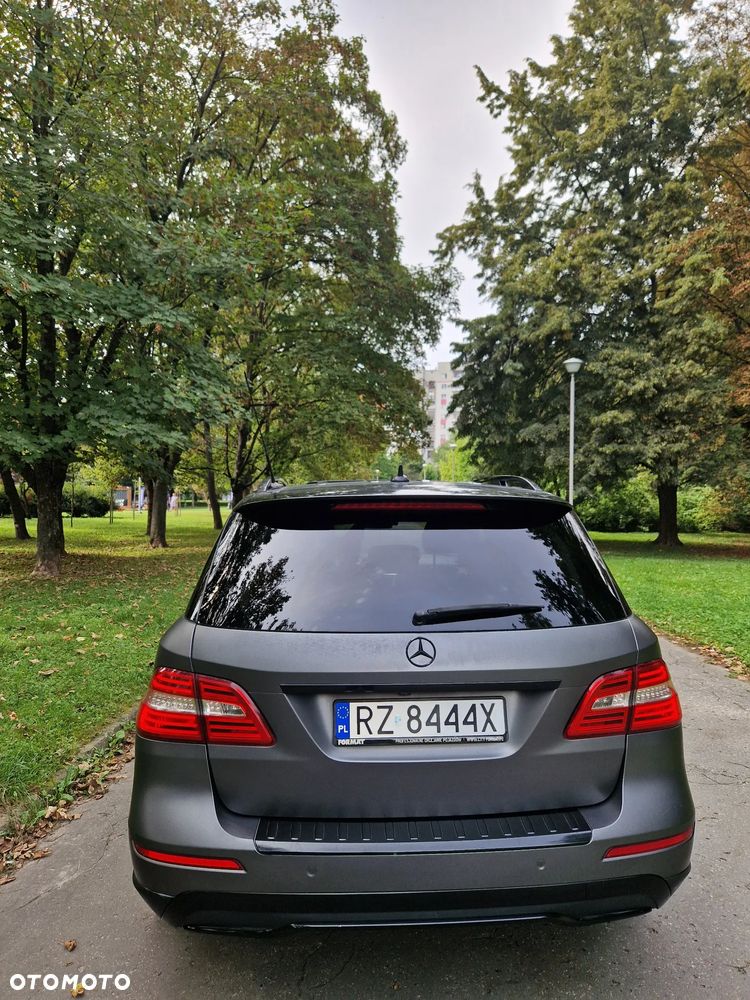 Mercedes-Benz ML - 8