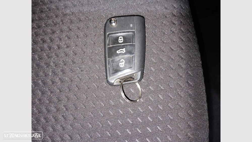 VW Polo 1.0 TSI Urban - 17