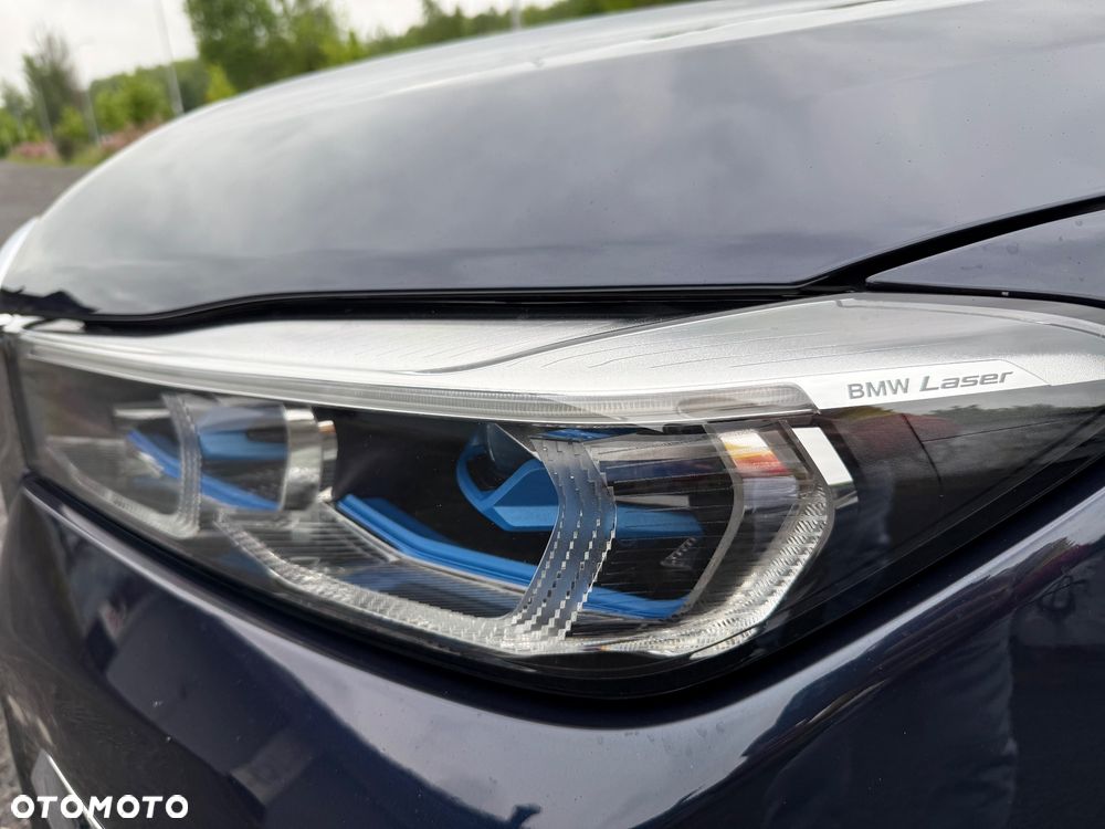 BMW Seria 7 745Le xDrive - 12