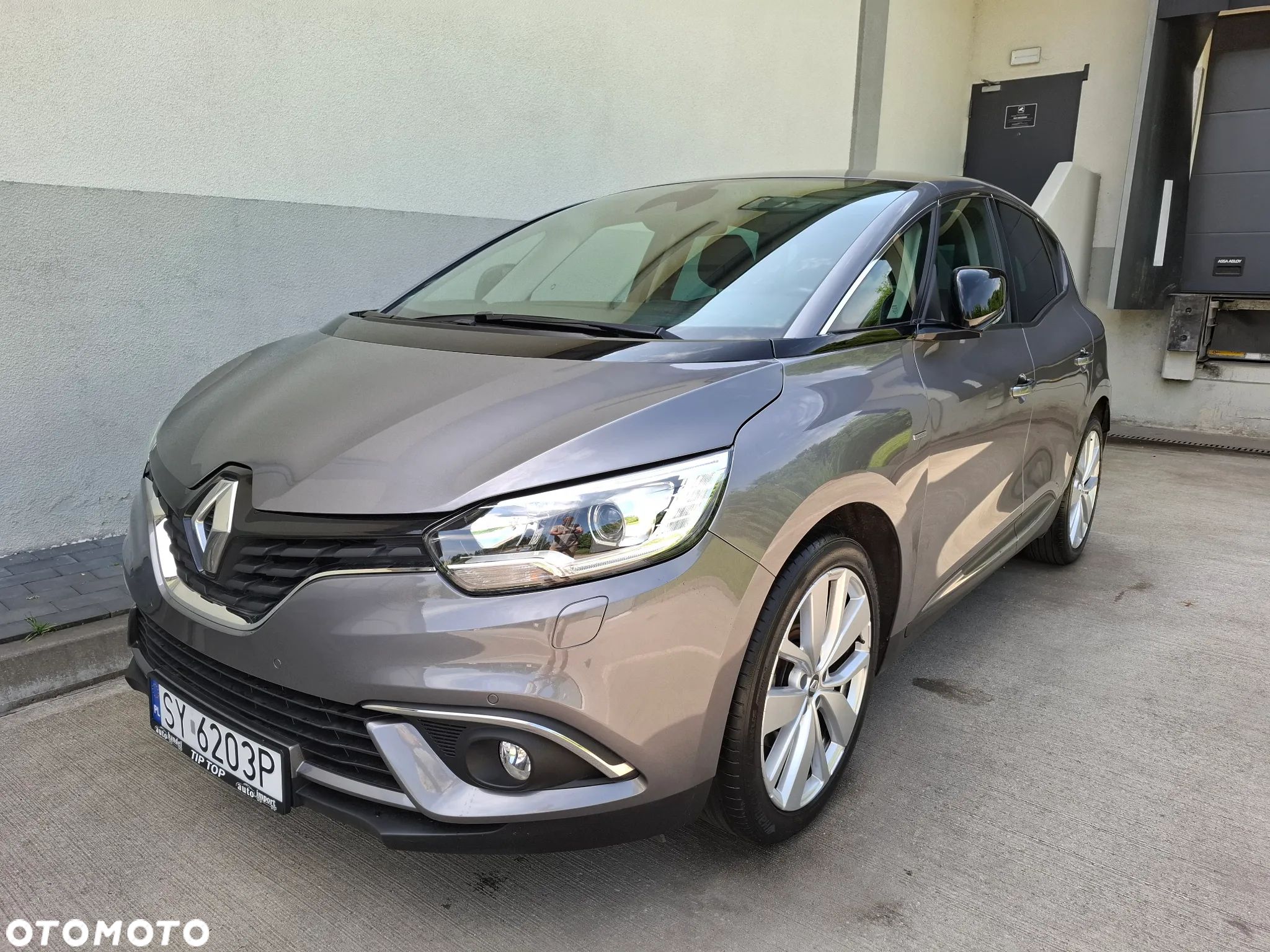 Renault Scenic ENERGY TCe 140 LIMITED - 1