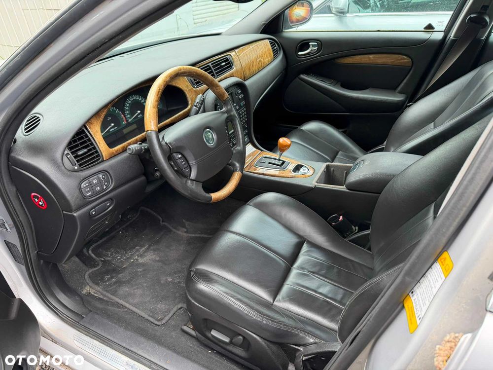 Jaguar S-Type - 3