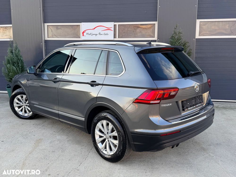 Volkswagen Tiguan - 13