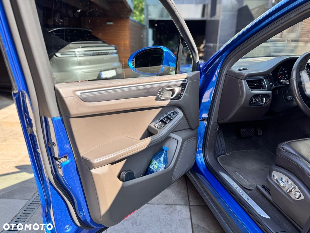 Porsche Macan - 20