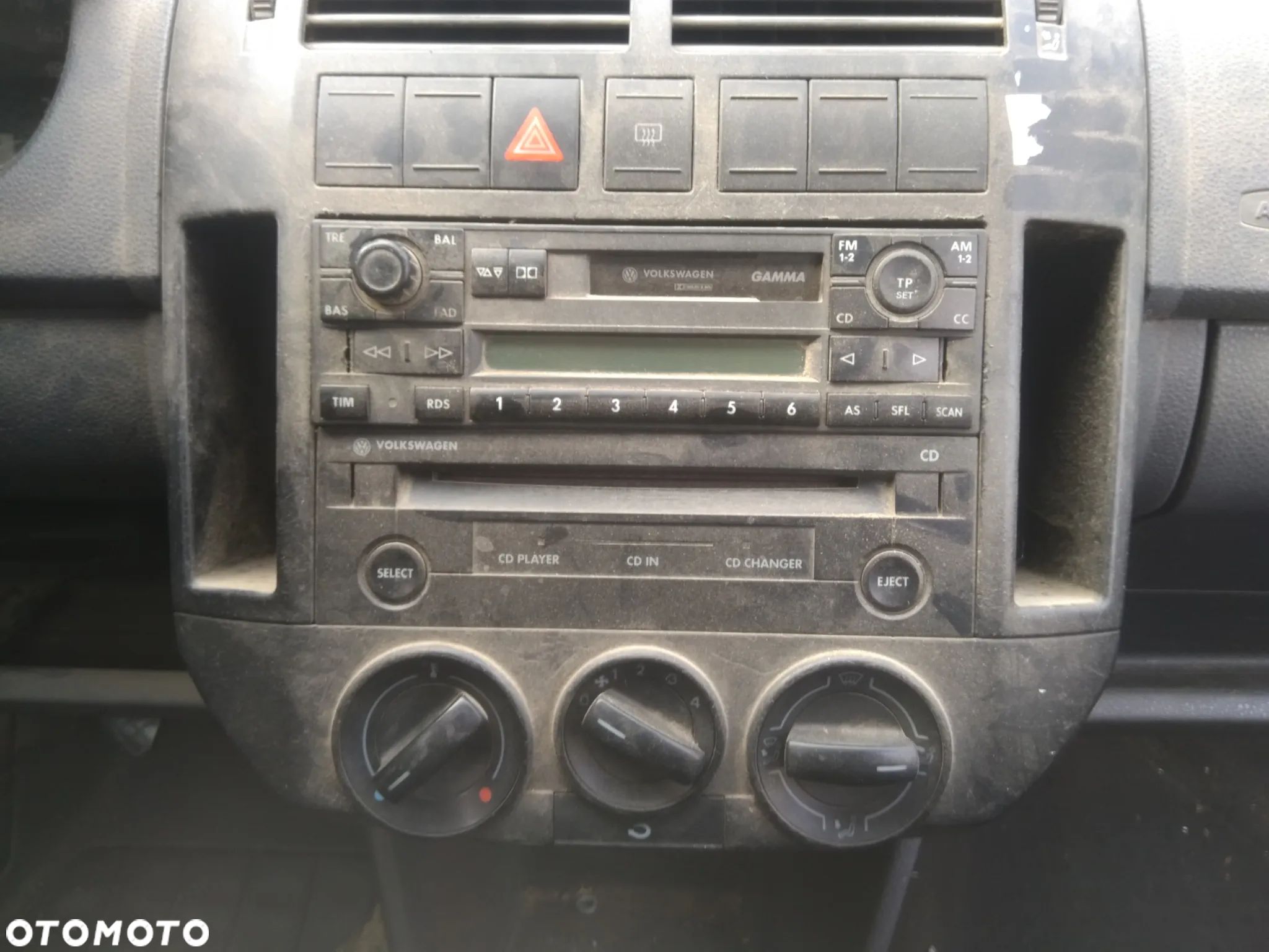 Volkswagen Polo radio - 1