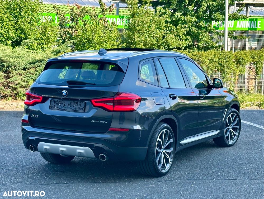 BMW X3 xDrive30e AT PHEV - 3