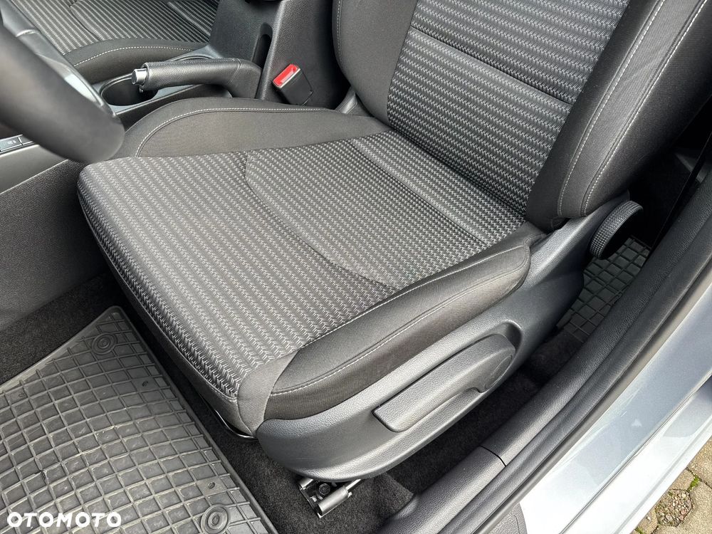 Kia Ceed 1.5 T-GDI M - 12