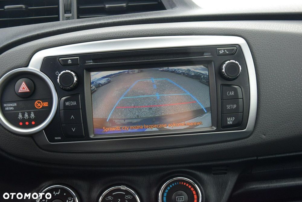 Toyota Yaris 1.33 Prestige - 26