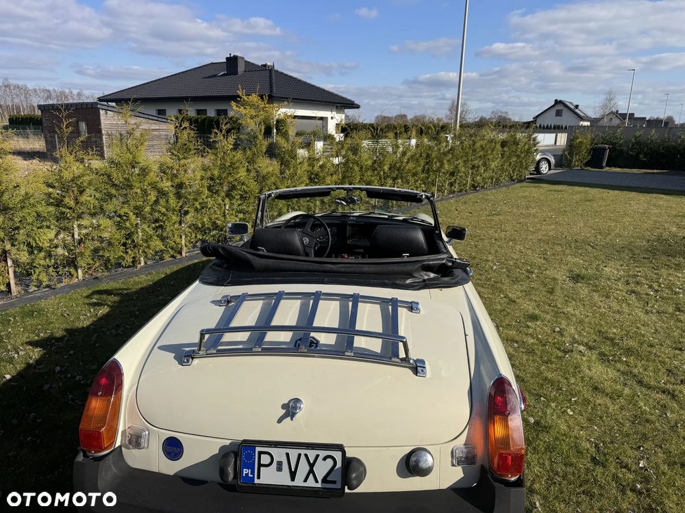 MG MGB - 20