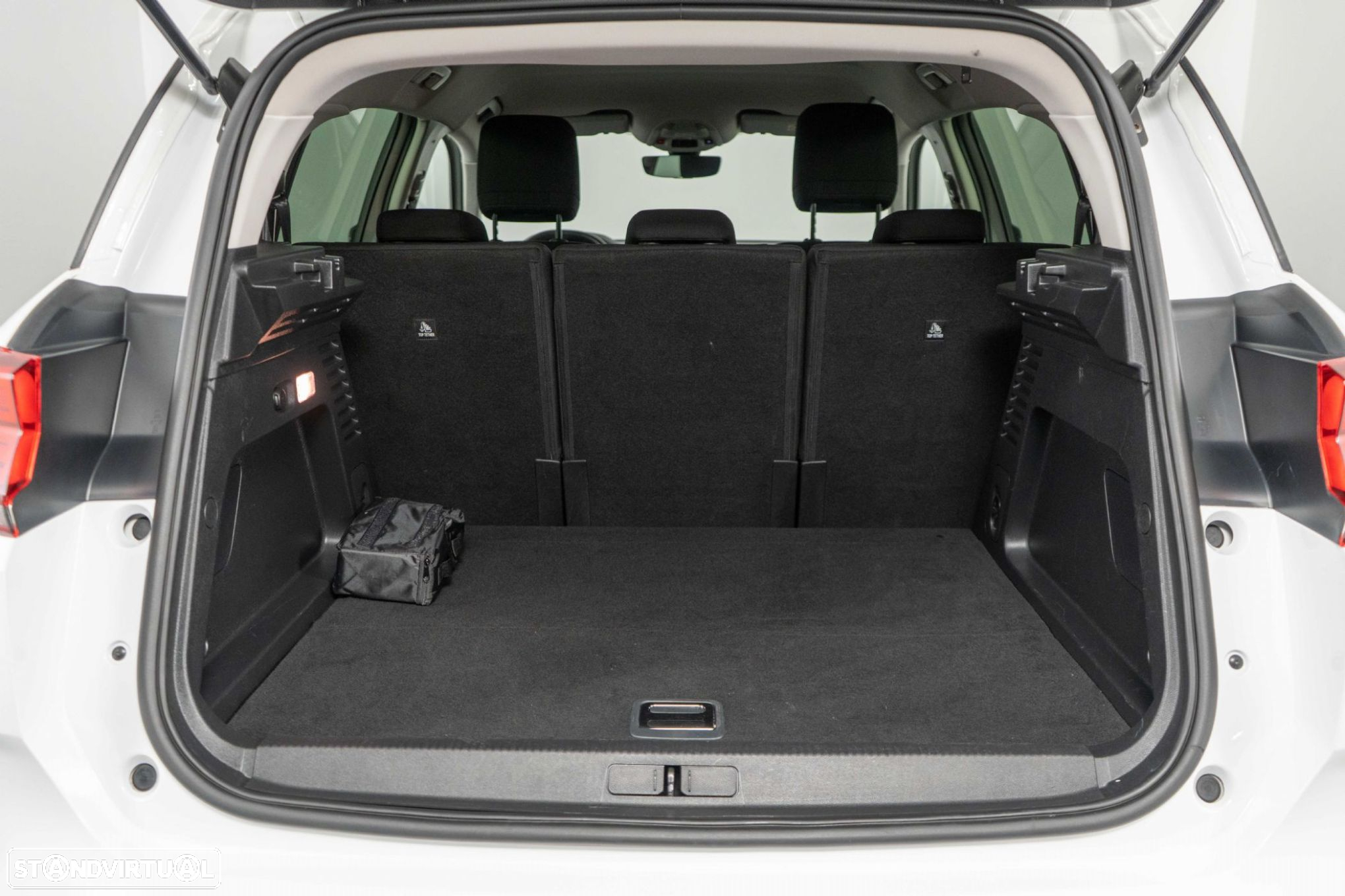Citroën C5 Aircross 1.6 Hybrid Feel Business (TA) e-EAT8 - 13