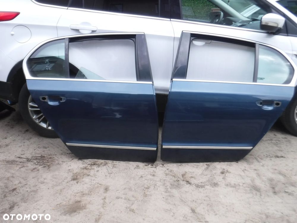 Skoda Superb II 2 LIFT FL 12-15 LW5Q F0F0 sedan liftback drzwi tyl lewe prawe HB szyba - 1