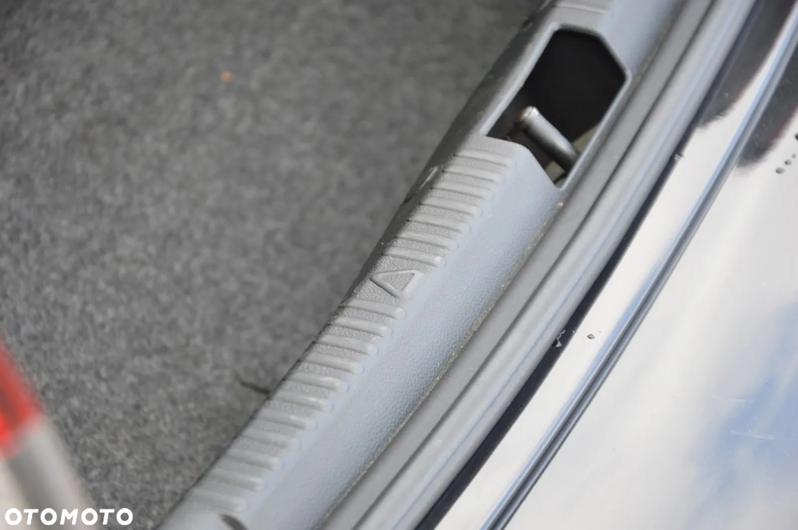 Skoda RAPID 1.2 TSI Edition - 6