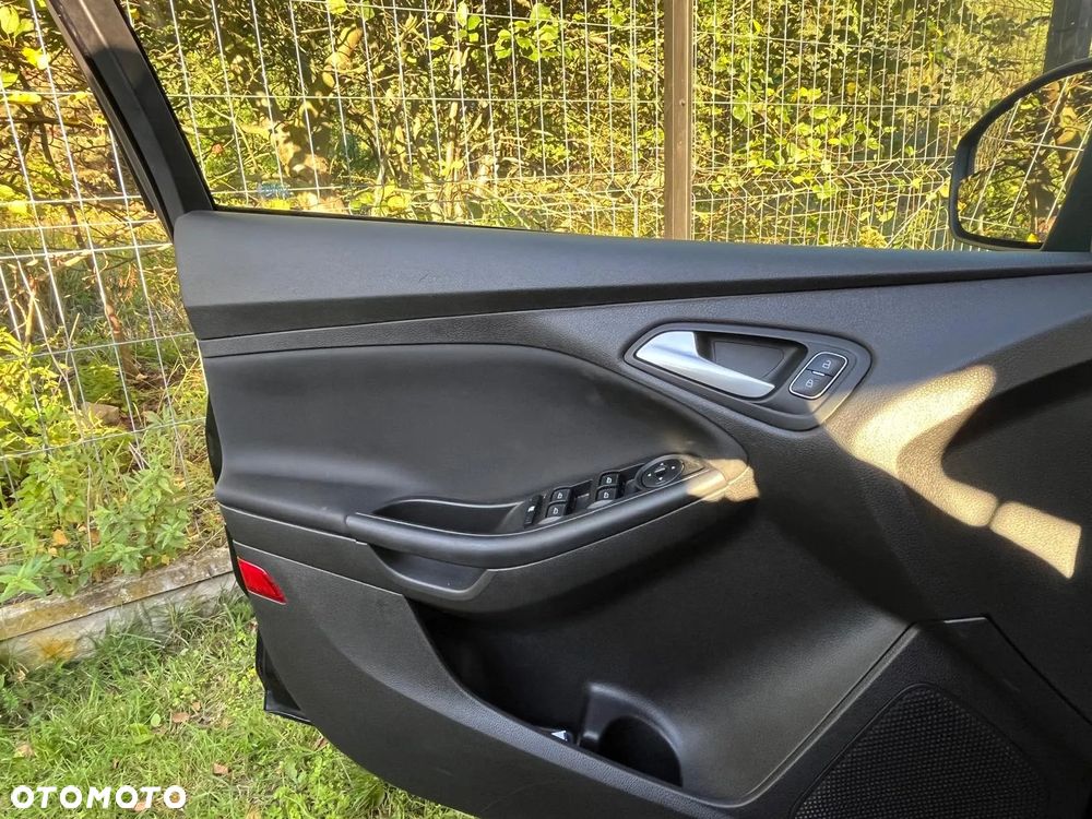 Ford Focus - 19