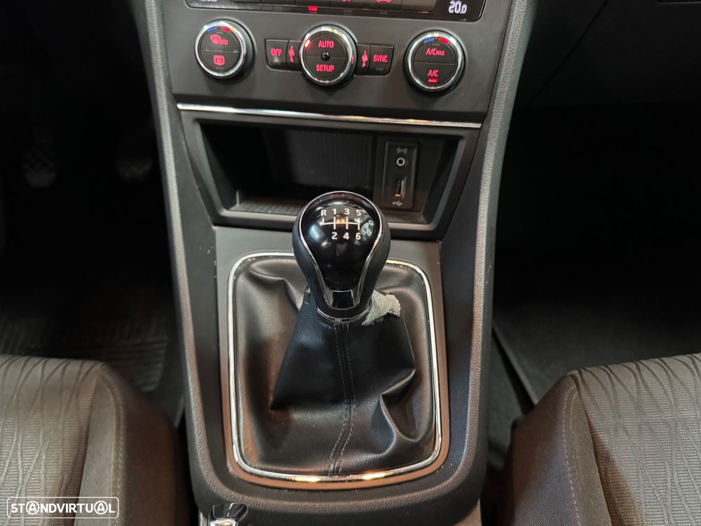 SEAT Leon ST 1.6 TDI Style Ecomotive - 28