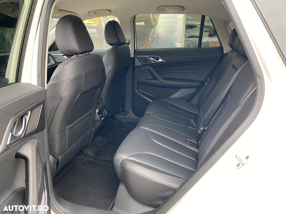 MG HS 1.5 T-GDi 7DCT Exclusive - 9