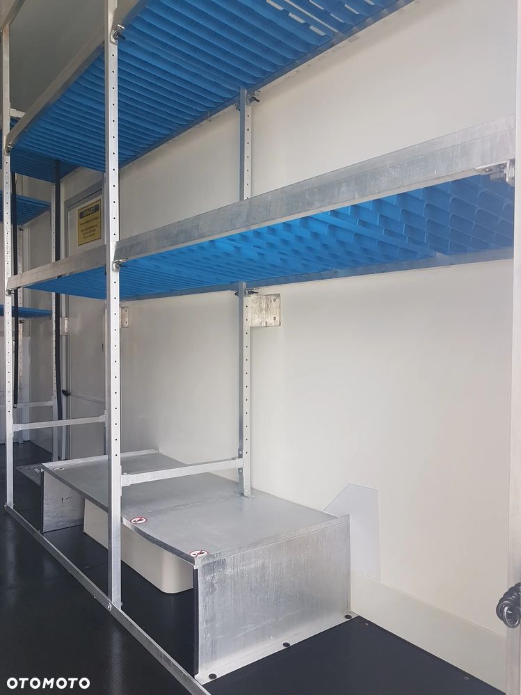 Iveco DAILY KONTENER NISKOPODŁOGOWY 4,43x2,23x2,42 SKLEP FOODTRUCK BAR KLIMA KONIOWÓZ KAMPER - 19