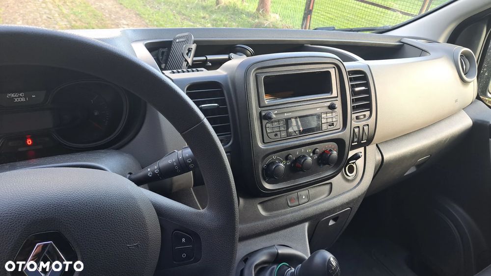 Renault Trafic - 17